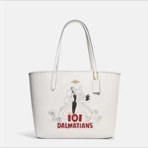 Coach Disney X Coach City Tote With Signature Canvas Interior And Cruella Motif